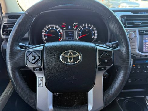 Used 2016 Toyota 4Runner Limited AWD/4WD image 34