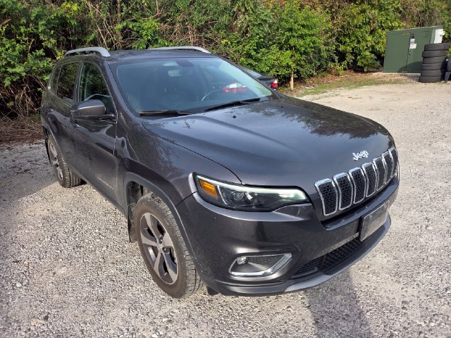 Used 2019 Jeep Cherokee Limited AWD/4WD image 3