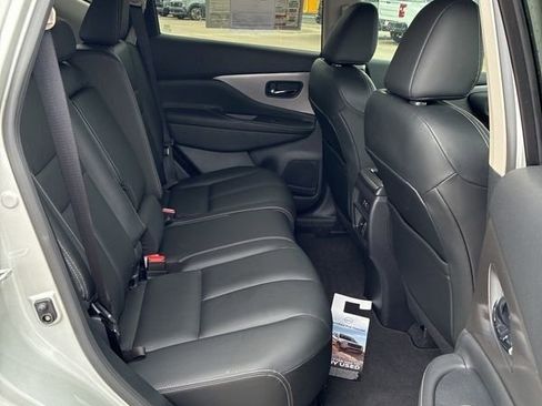 Used 2024 Nissan Murano SV image 23