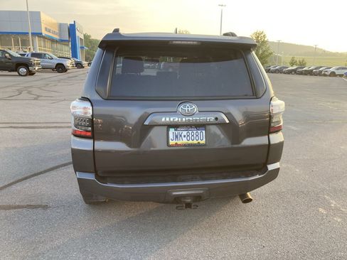 Used 2019 Toyota 4Runner SR5 Premium AWD/4WD image 6