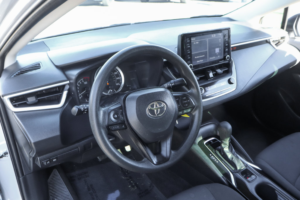 Used 2022 Toyota Corolla LE FWD image 17