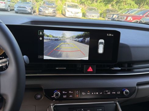 New 2026 Kia Carnival EX FWD image 42