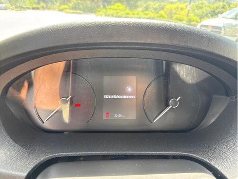 Used 2025 RAM ProMaster 2500 w/ Convenience Group FWD image 11