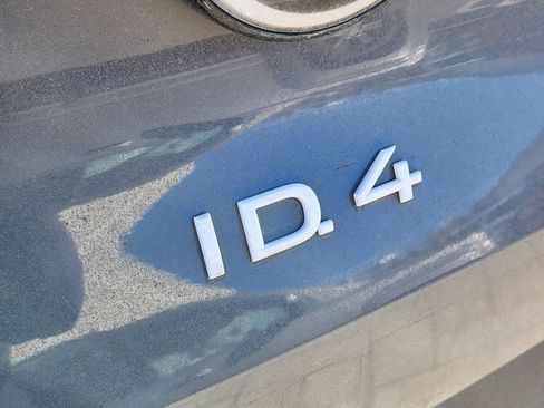 Used 2023 Volkswagen ID.4 Pro S image 9