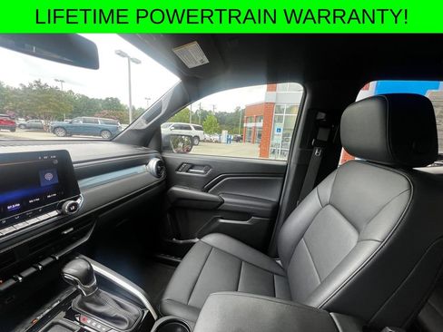 Used 2024 Chevrolet Colorado LT w/ LT Convenience Package III RWD image 12