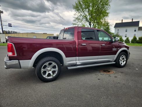 Used 2017 RAM 1500 Laramie w/ Convenience Group AWD/4WD image 16