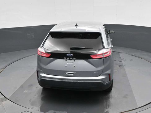 Used 2023 Ford Edge SE image 27