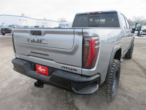 New 2026 GMC Sierra 2500 AT4X image 5