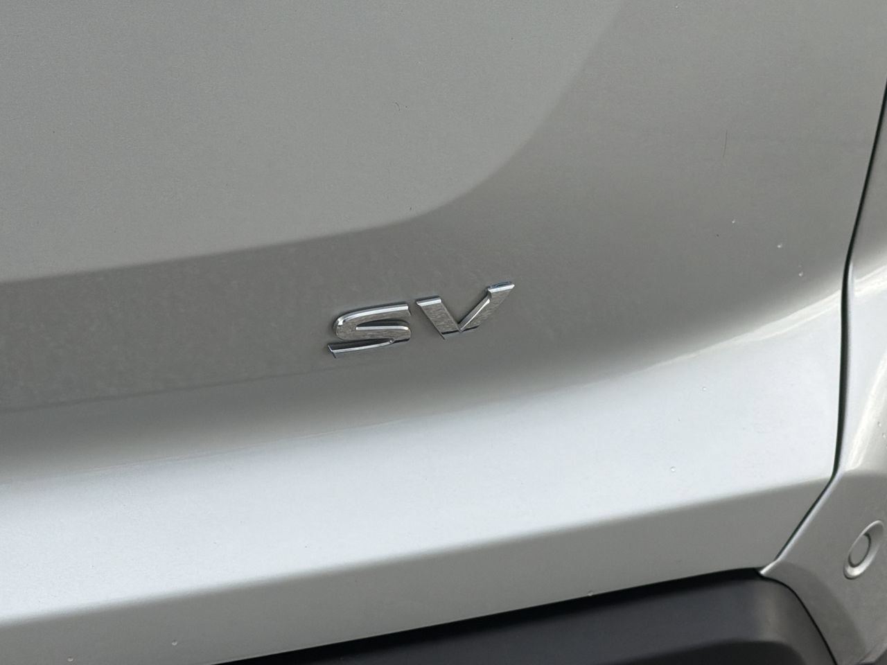 Used 2024 Nissan Pathfinder SV FWD image 9