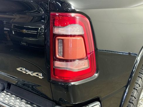 Used 2019 RAM 1500 Laramie AWD/4WD image 31