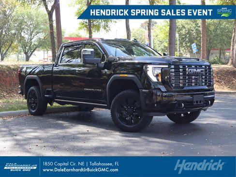 Used 2025 GMC Sierra 2500 Denali Ultimate image 1