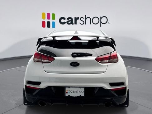 Used 2021 Hyundai Veloster N image 4