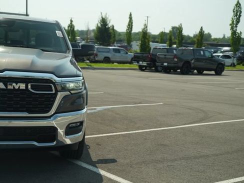 New 2026 RAM 1500 Big Horn AWD/4WD image 42