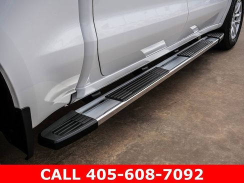 Used 2021 Chevrolet Silverado 1500 LTZ w/ Technology Package AWD/4WD image 11