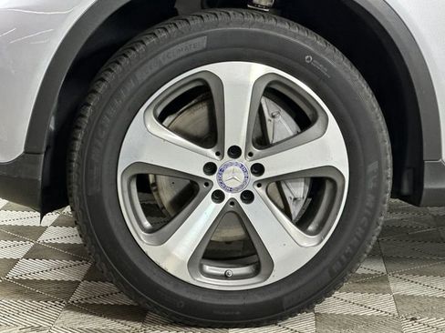 Certified 2017 Mercedes-Benz GLC 300 4MATIC image 35