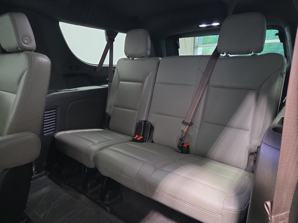 Used 2021 Chevrolet Suburban Z71 w/ Z71 Off-Road Package AWD/4WD image 27