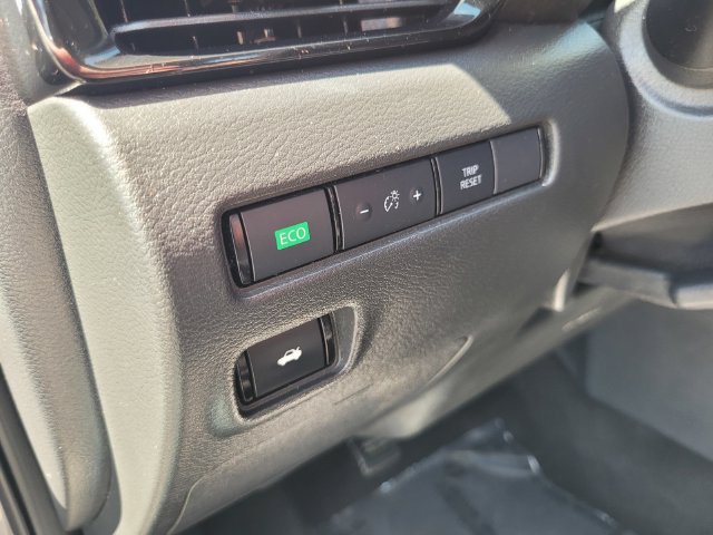 Certified 2024 Nissan Sentra SV w/ All-Weather Package FWD image 19