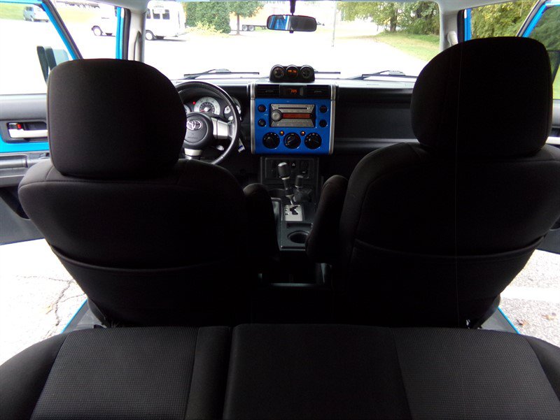 Used 2007 Toyota FJ Cruiser 4WD w/ Upgrade Pkg 2 image 23