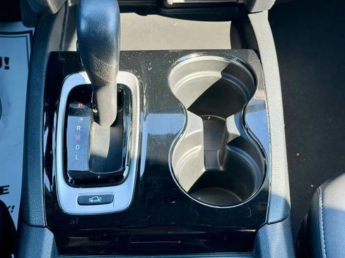 Used 2017 Honda Ridgeline RTL-E image 23