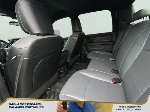Used 2024 RAM 3500 Tradesman w/ Chrome Appearance Group AWD/4WD image 26