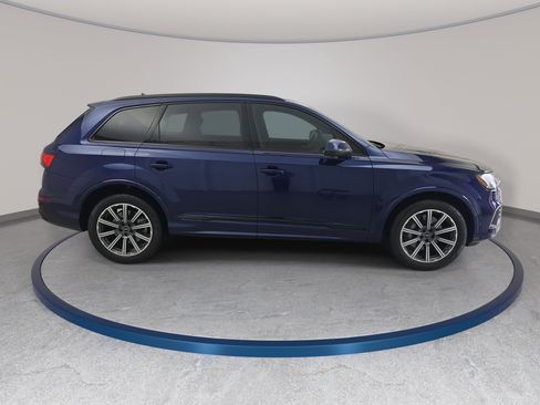 Used 2023 Audi Q7 2.0T Premium Plus w/ Premium Plus Package AWD/4WD image 4