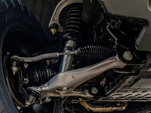 Used 2025 Ford Bronco Outer Banks image 14