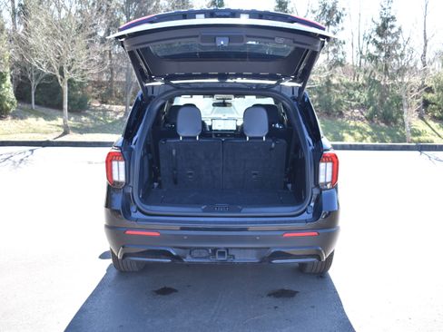 Used 2025 Ford Explorer ST-Line AWD/4WD image 22