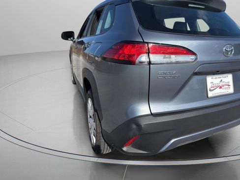 Certified 2022 Toyota Corolla Cross L image 8