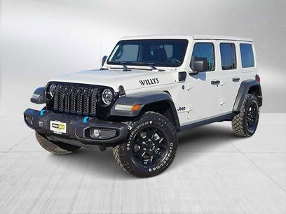 Used 2023 Jeep Wrangler Unlimited w/ 8.4" Radio Group