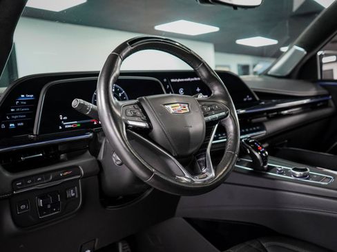 Used 2023 Cadillac Escalade V AWD/4WD image 14