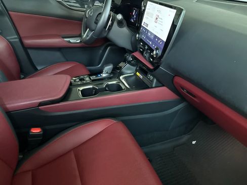 Certified 2025 Lexus NX 350 AWD w/ Accessory Package (2T) image 17