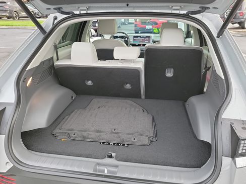 Certified 2023 Hyundai Ioniq 5 SEL w/ Cargo Package image 21