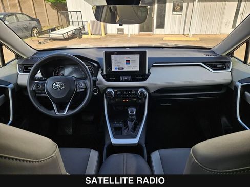 Used 2024 Toyota RAV4 XLE Premium FWD image 19