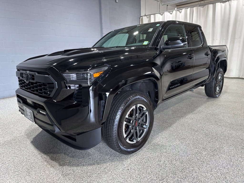 Certified 2026 Toyota Tacoma TRD Sport w/ TRD Sport Upgrade Package AWD/4WD image 6
