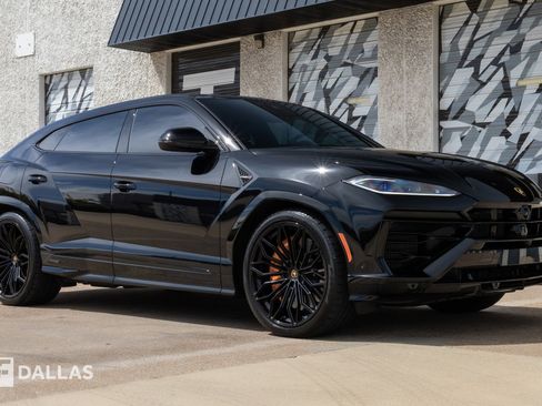 Used 2025 Lamborghini Urus SE image 18