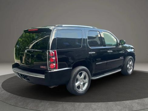Used 2014 GMC Yukon Denali AWD/4WD image 5