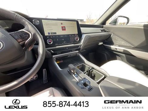 New 2026 Lexus TX 500h AWD image 20