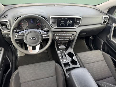 Used 2022 Kia Sportage LX w/ LX AWD Value Edition Package image 11