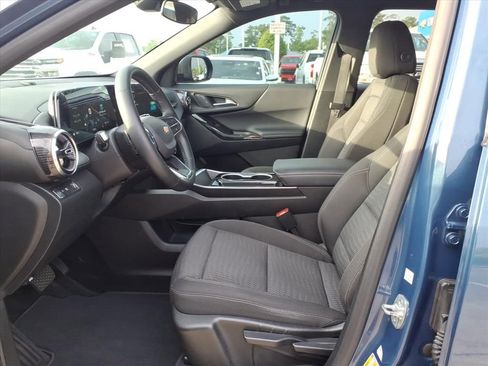 Certified 2025 Chevrolet Equinox LT image 19