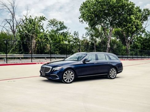 Used 2019 Mercedes-Benz E 450 4MATIC Wagon image 18
