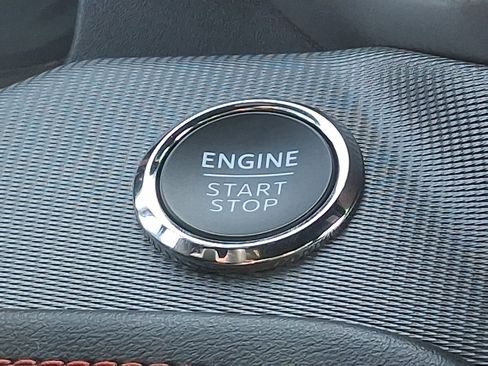 Used 2025 Ford Explorer ST image 21