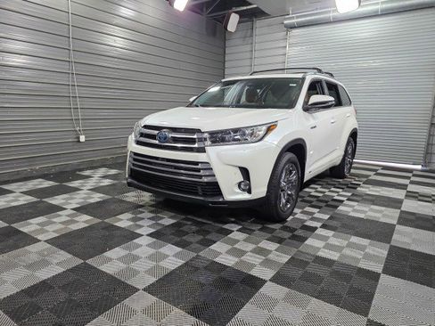 Used 2019 Toyota Highlander Limited Platinum image 49