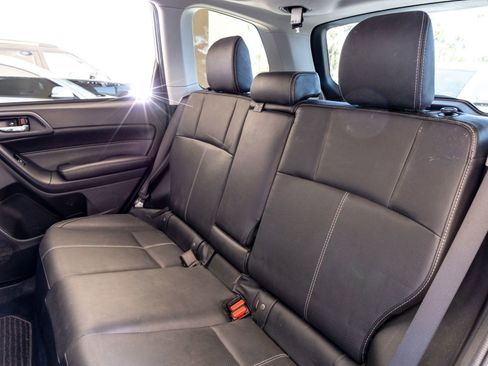 Used 2018 Subaru Forester 2.5i Touring w/ Popular Package #3B image 21