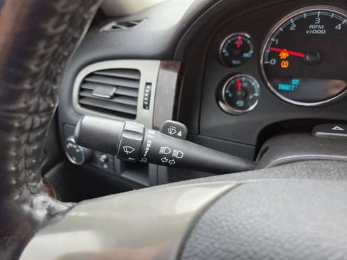 Used 2010 GMC Sierra 1500 Denali image 20