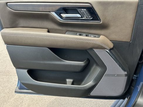 New 2026 GMC Yukon XL Denali Ultimate AWD/4WD image 23
