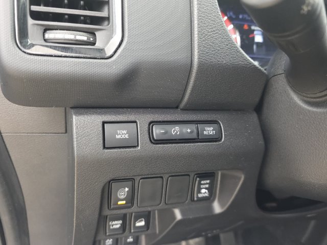 Used 2024 Nissan Frontier PRO-4X w/ Pro Convenience Package AWD/4WD image 37