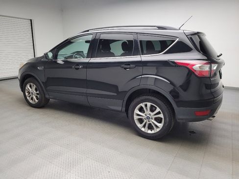 Used 2018 Ford Escape SE FWD image 3