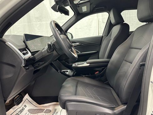 Used 2025 BMW X1 xDrive28i image 14