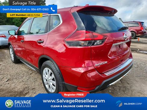Used 2017 Nissan Rogue S image 3