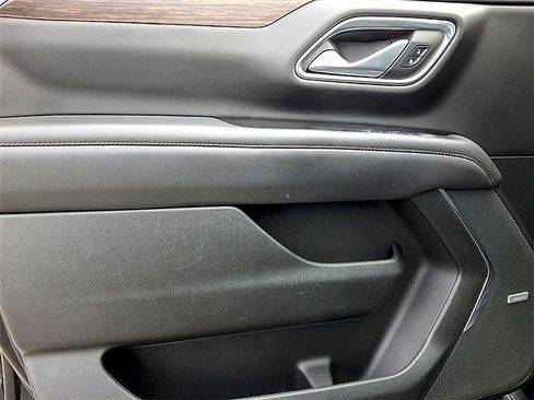 Used 2022 Chevrolet Tahoe High Country image 13